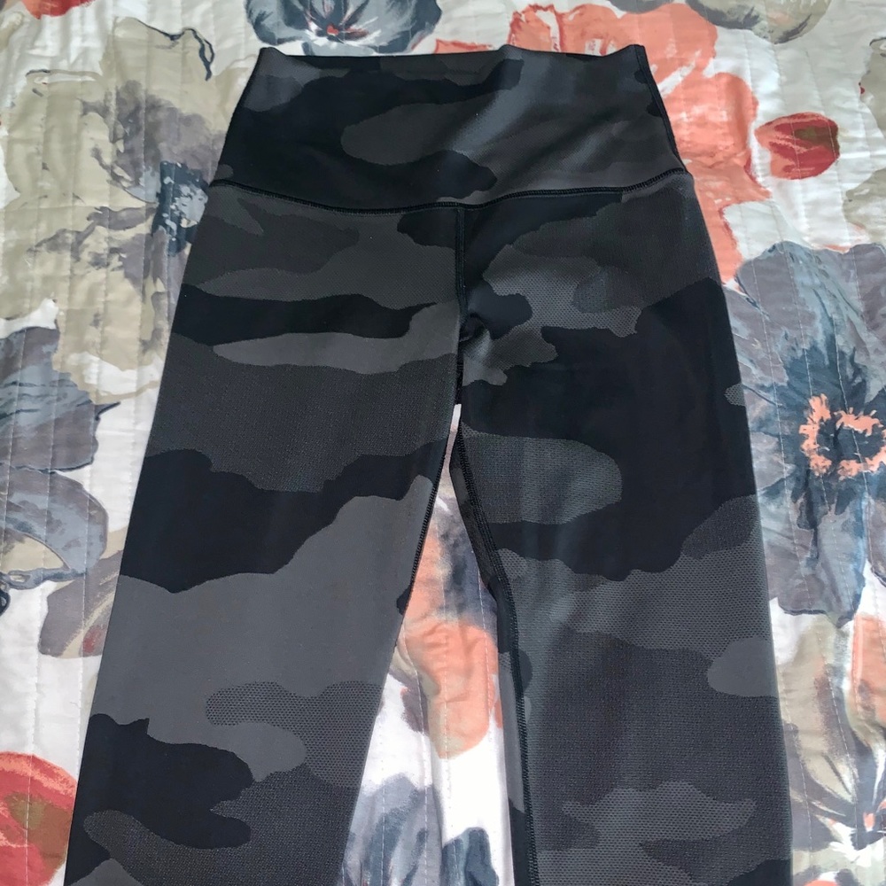 aerie leggings!